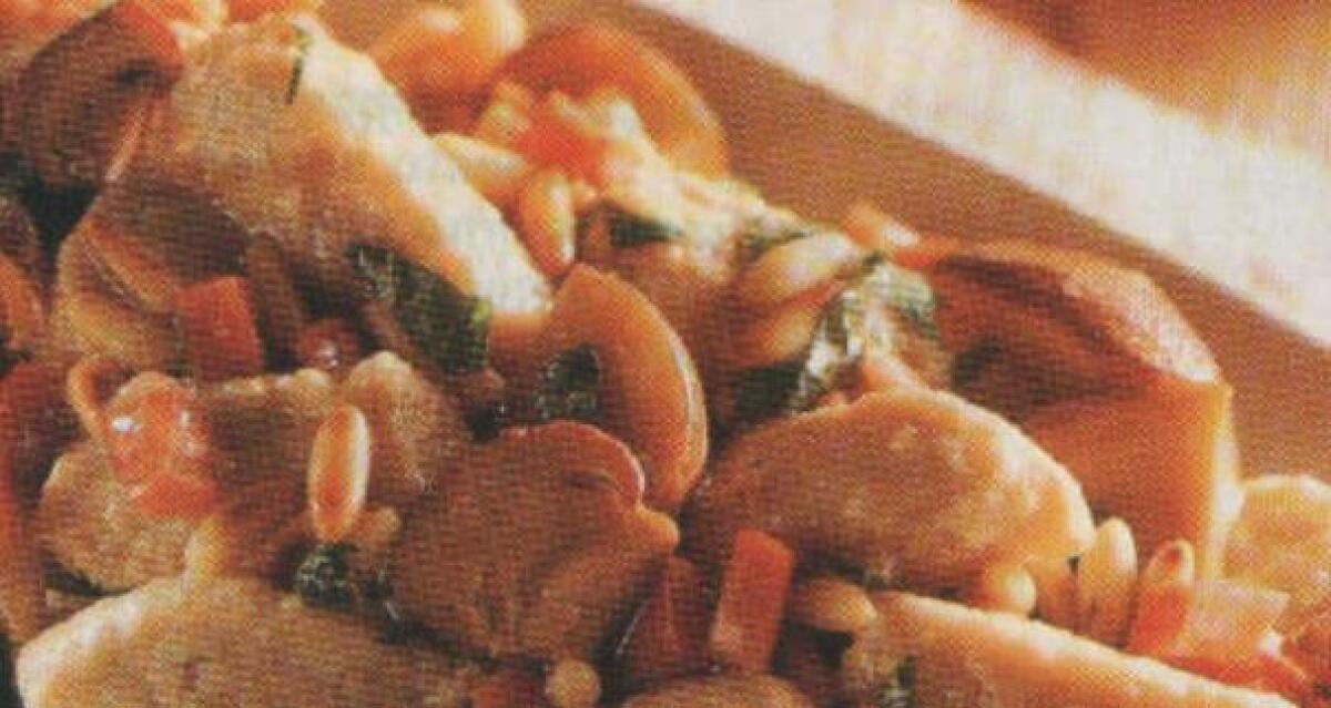 Ricetta Gnocchi al sugo di porcini e speck - 